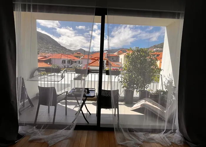 Apartment Machico Near The Beach
