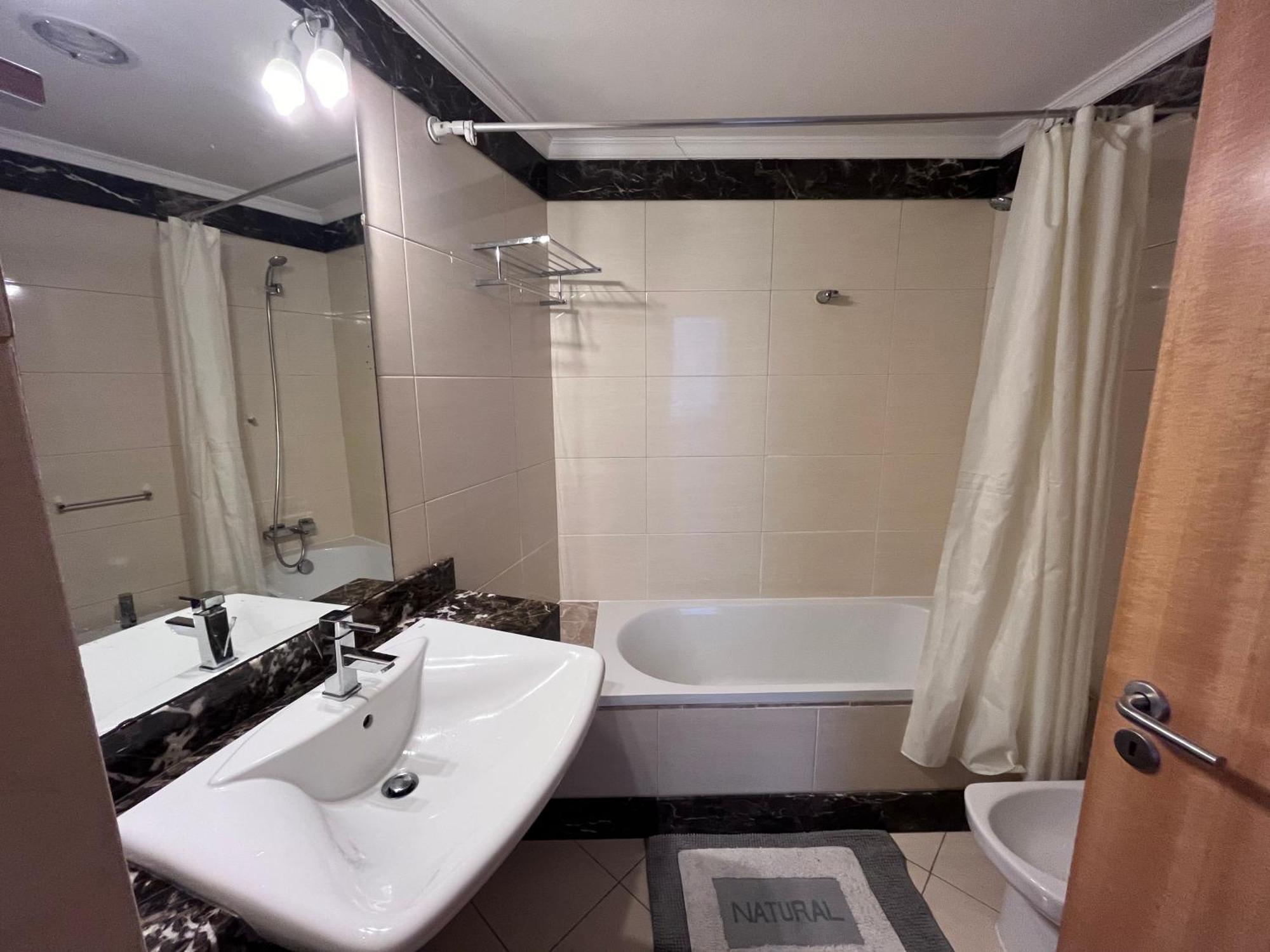 Apartment Machico Near The